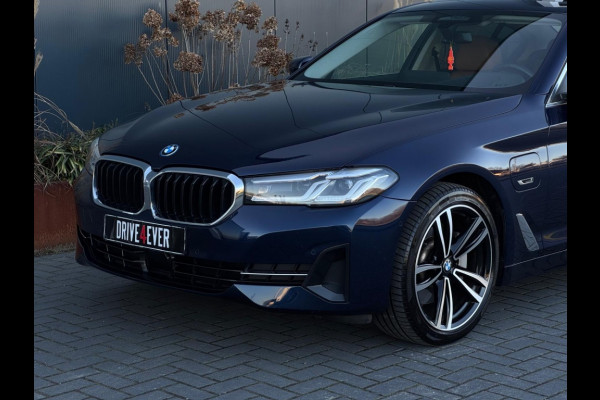 BMW 5 Serie 520e High Exe 2022 NWE MODEL FULL PANO NAVI ACC ECC CAMERA