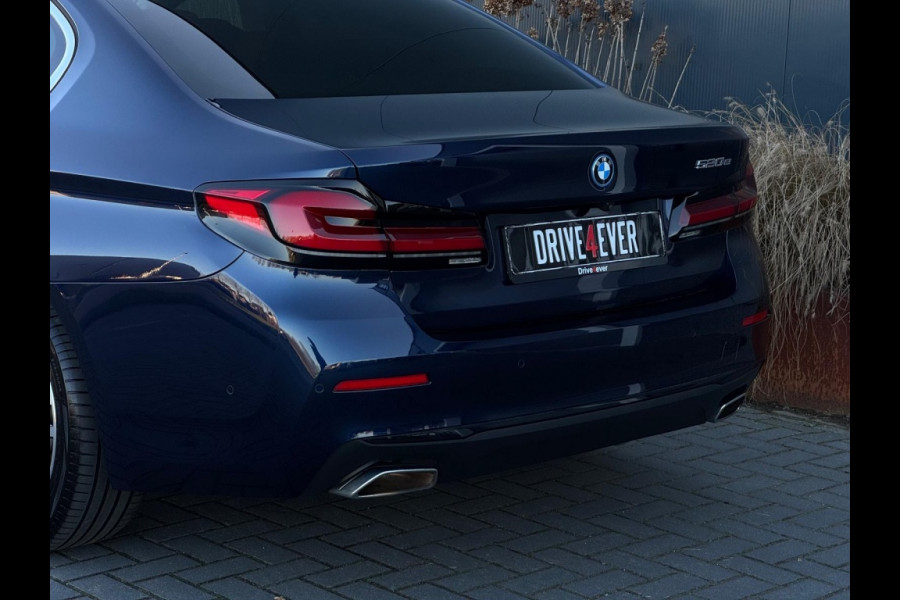 BMW 5 Serie 520e High Exe 2022 NWE MODEL FULL PANO NAVI ACC ECC CAMERA