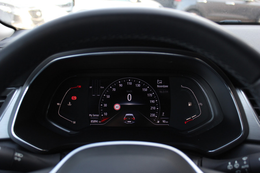 Renault Captur 1.0 TCe 100 Intens / Camera / Navigatie / 17'' / CarPlay / Keyless / DAB / Parkeerhulp V+A / Cruise Control