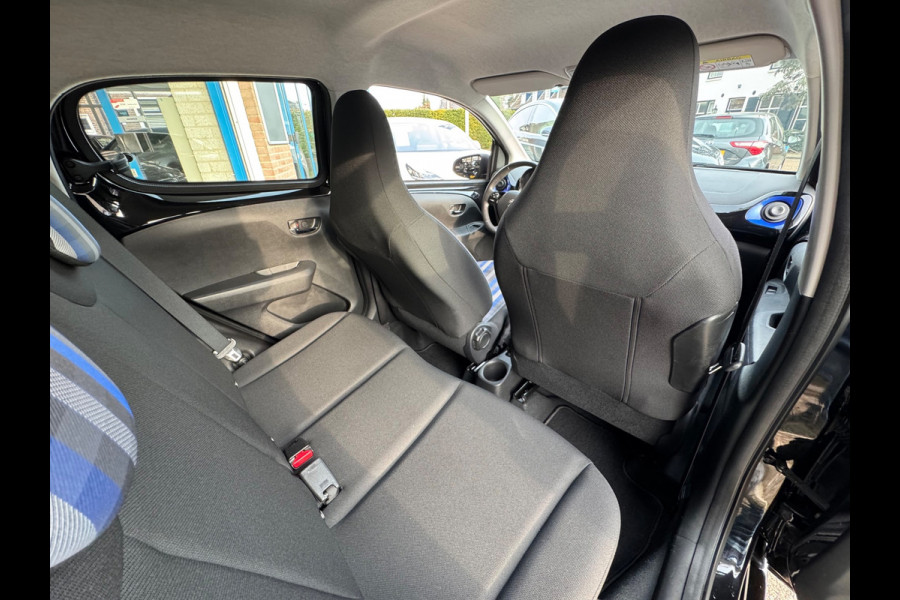 Peugeot 108 1.0 e-VTi Allure 2019 Zwart NAVI CLIMA LM NAP!