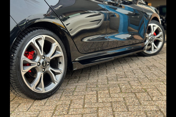 Ford Fiesta 1.0 EcoBoost ST-Line 2019 Zwart NAVI CLIMA NAP!