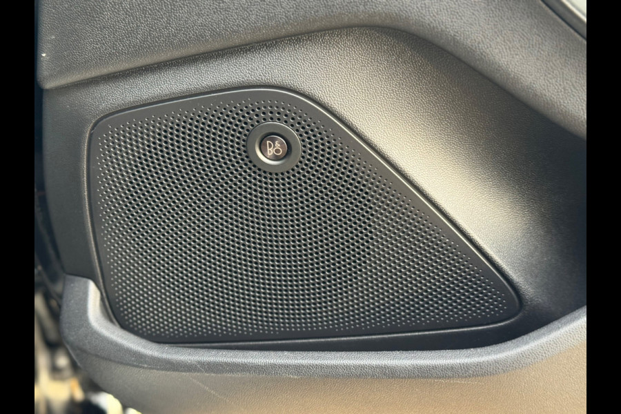 Ford Fiesta 1.0 EcoBoost ST-Line 2019 Zwart NAVI CLIMA NAP!