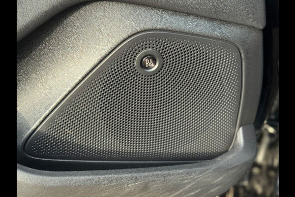 Ford Fiesta 1.0 EcoBoost ST-Line 2019 Zwart NAVI CLIMA NAP!