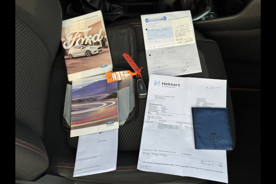 Ford Fiesta 1.0 EcoBoost ST-Line 2019 Zwart NAVI CLIMA NAP!