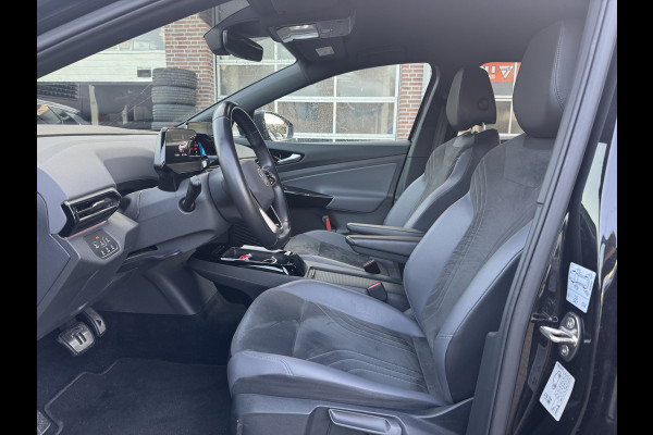 Volkswagen ID.4 Pro 77 kWh / SoH 93,3% / Trekhaak / Camera / Sfeerverlichting / CarPlay / 20'' / Keyless / Navigatie / DAB / Stuur+Stoelverwarming / ACC