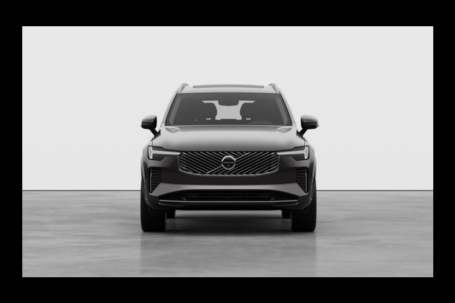 Volvo XC90 T8 455PK Automaat Plug-in hybrid AWD Ultra Bright Luchtvering / Trekhaak / Panoramadak / Google services / Elektrisch bedienbare voorstoelen met geheugen / Stoelverwarming voor en achter