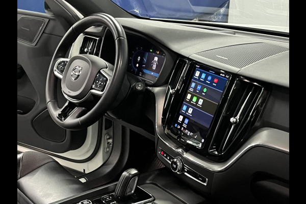 Volvo XC60 2.0 T6 Plug-in hybrid AWD R-Design Luchtvering | Trekhaak | Open dak | Adapt. cruise | Stuur-/stoelverwarming | Memory | Achteruitrij camera | Carplay