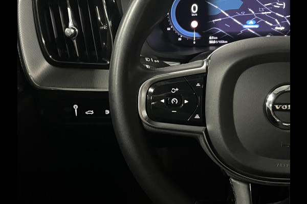 Volvo XC60 2.0 T6 Plug-in hybrid AWD R-Design Luchtvering | Trekhaak | Open dak | Adapt. cruise | Stuur-/stoelverwarming | Memory | Achteruitrij camera | Carplay