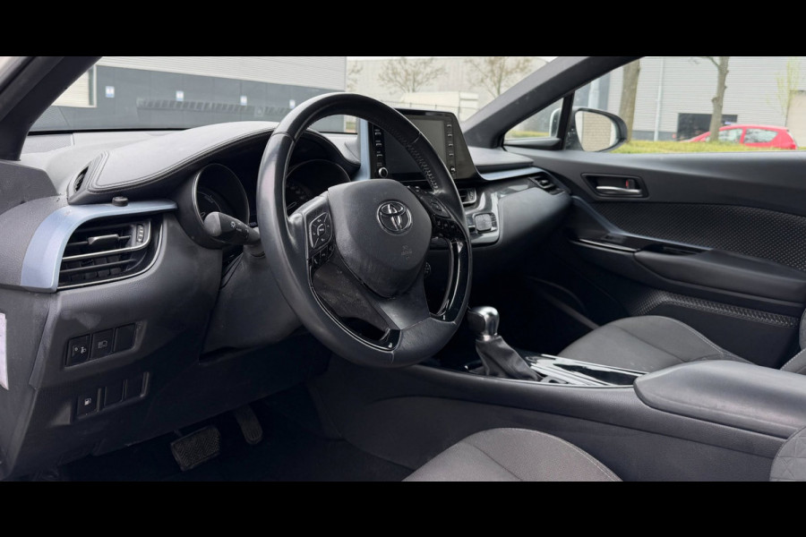 Toyota C-HR 2.0 Hybrid Business Plus