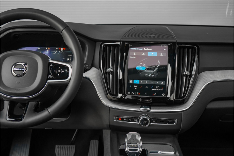 Volvo XC60 2.0 T8 Plug-in hybrid AWD Ultra Dark Pano Luchtvering H/K 21"