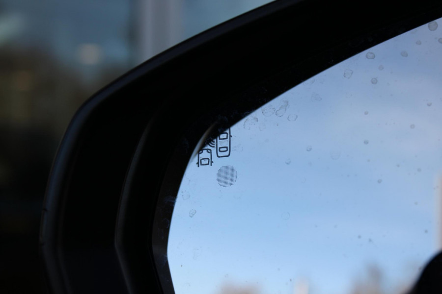 Peugeot 5008 1.2 130PK AUTOMAAT GT PACK BUSINESS | PANORAMISCH SCHUIF/KANTEL DAK | AFNEEMBARE TREKHAAK | ALCANTARA BEKLEDING | FULL LED KOPLAMPEN | FOCAL AUDIO SYSTEM | 19" LICHTMETALEN VELGEN | CLIMATE CONTROL | DODEHOEK DETECTIE | ADAPTIVE CRUISE CONTROL | APPLE CARPLAY/ANDROID AUTO | NAVIGATIE | PARKEERSENSOREN VOOR EN ACHTER | KEYLESS ENTRY/START | ELEKTRISCH BEDIENBARE ACHTERKLEP | BLACK PACK | STOEL VERWARMING | 7-PERSOONS |