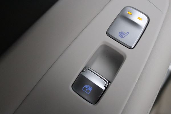 Hyundai Santa Fe 1.6 T-GDI HEV Premium Sky Open-dak/Trekhaak/Winter-pack/Memory-stoel/360-camera