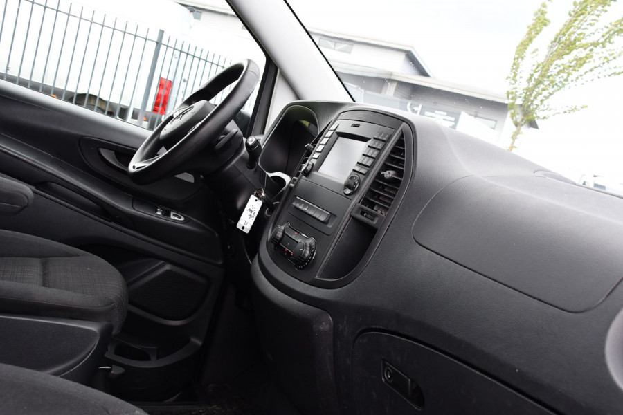Mercedes-Benz Vito 116 CDI L2 PB Edition Camera, Cruise, Stoelverwarming, 164pk, Automaat, multimedia, 2 x Stoel,