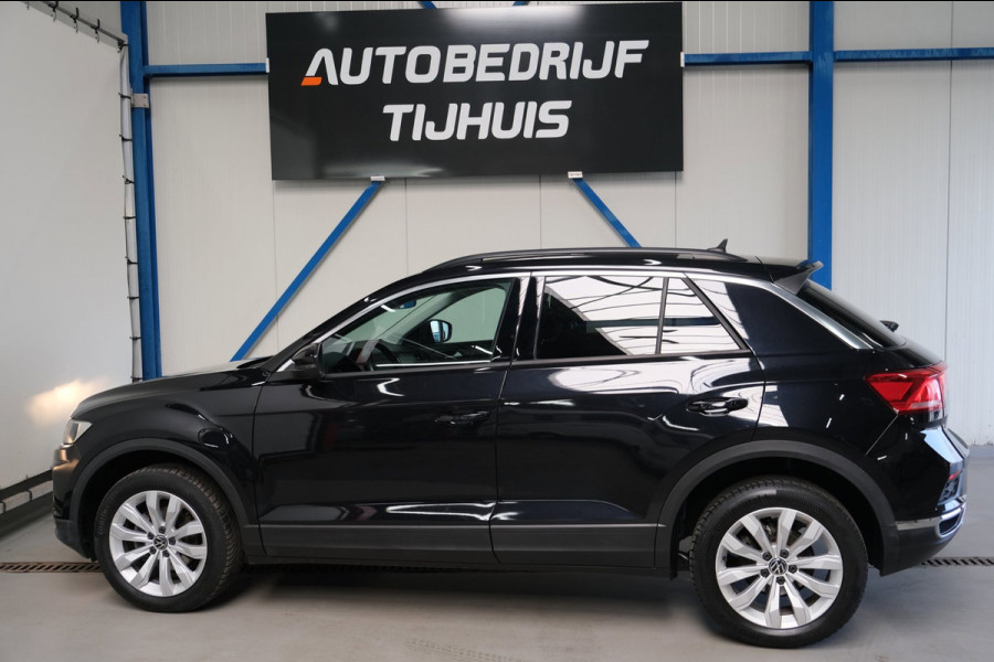 Volkswagen T-Roc 1.0 TSI Style - N.A.P. Airco, Cruise, Navi, PDC, Carplay.