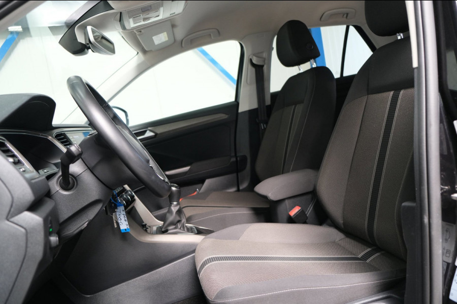 Volkswagen T-Roc 1.0 TSI Style - N.A.P. Airco, Cruise, Navi, PDC, Carplay.