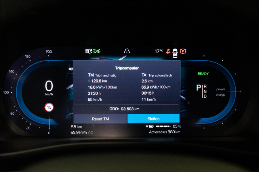 Volvo XC40 Extended Range 82 kWh Ultimate NL AUTO+NAP+1E EIG. | SOH 96% | H/K | Pano | Trekhaak | Pilot | Garantie