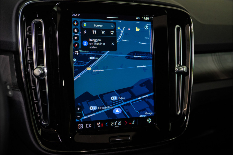 Volvo XC40 Extended Range 82 kWh Ultimate NL AUTO+NAP+1E EIG. | SOH 96% | H/K | Pano | Trekhaak | Pilot | Garantie