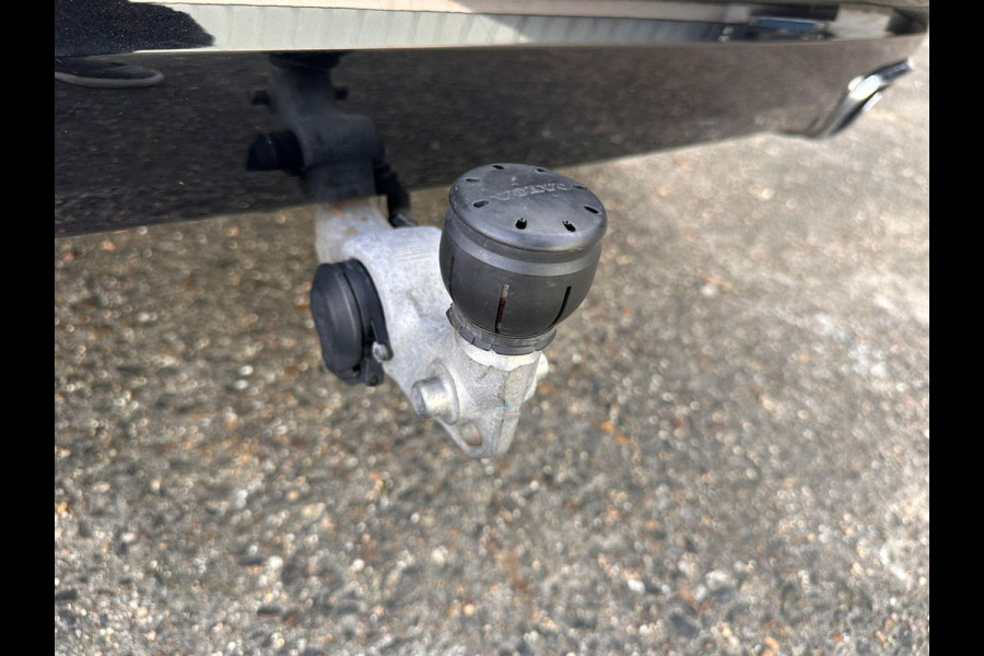 Volvo XC60 2.0 B4 Inscription | Panorama | Adaptive CC | Cam360 | HUD | Blindspot |