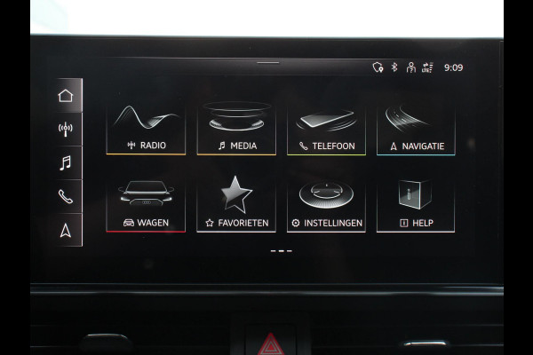 Audi A4 Avant 40 TFSI 205pk S-Tronic S-Line | Climate control | Adaptive cruise control | Navigatie | Parkeersensoren | Stoelverwarming | Elektrische achterklep | Apple Carplay/ Android Auto