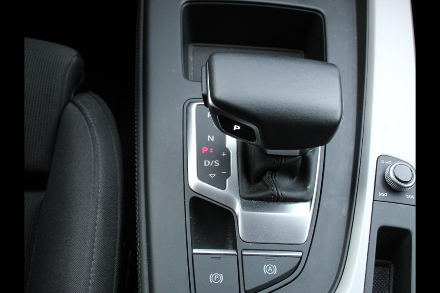 Audi A4 Avant 40 TFSI 205pk S-Tronic S-Line | Climate control | Adaptive cruise control | Navigatie | Parkeersensoren | Stoelverwarming | Elektrische achterklep | Apple Carplay/ Android Auto