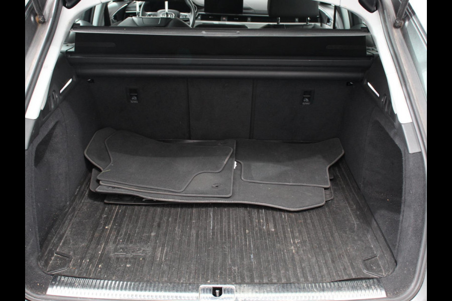 Audi A4 Avant 40 TFSI 205pk S-Tronic S-Line | Climate control | Adaptive cruise control | Navigatie | Parkeersensoren | Stoelverwarming | Elektrische achterklep | Apple Carplay/ Android Auto