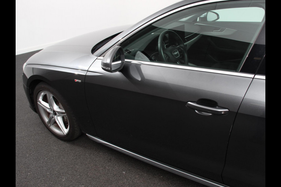 Audi A4 Avant 40 TFSI 205pk S-Tronic S-Line | Climate control | Adaptive cruise control | Navigatie | Parkeersensoren | Stoelverwarming | Elektrische achterklep | Apple Carplay/ Android Auto