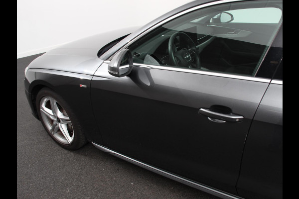 Audi A4 Avant 40 TFSI 205pk S-Tronic S-Line | Climate control | Adaptive cruise control | Navigatie | Parkeersensoren | Stoelverwarming | Elektrische achterklep | Apple Carplay/ Android Auto