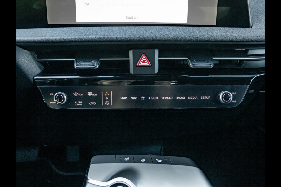 Kia Ev6 Light Edition 58 kWh | 17% Bijtelling | Navigatie | Camera | Snel rijden | Stoel & Stuur verwarming