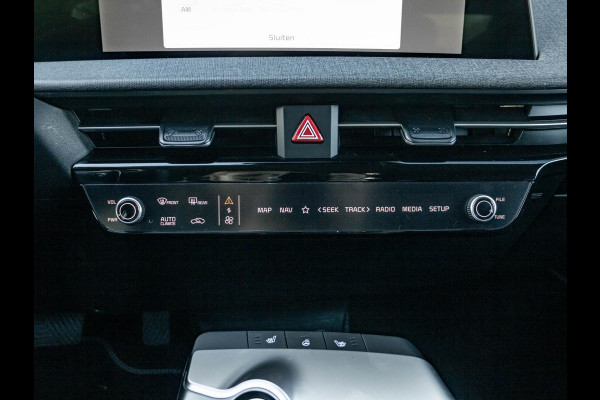 Kia Ev6 Light Edition 58 kWh | 17% Bijtelling | Navigatie | Camera | Snel rijden | Stoel & Stuur verwarming