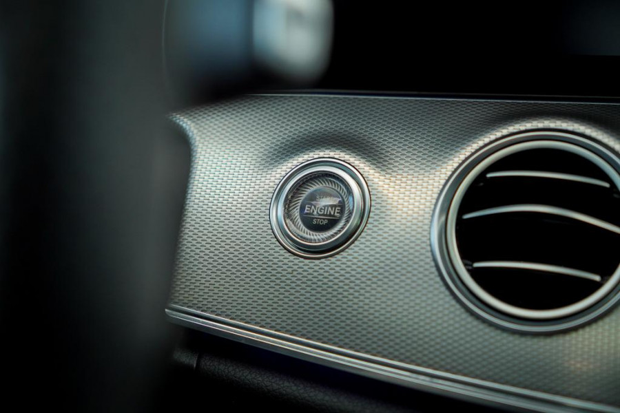 Mercedes-Benz E-Klasse Estate AMG 53 4MATIC / Magno / Schuifdak / Burmester / Trekhaak / Stoelverwarming&ventilatie