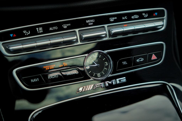 Mercedes-Benz E-Klasse Estate AMG 53 4MATIC / Magno / Schuifdak / Burmester / Trekhaak / Stoelverwarming&ventilatie