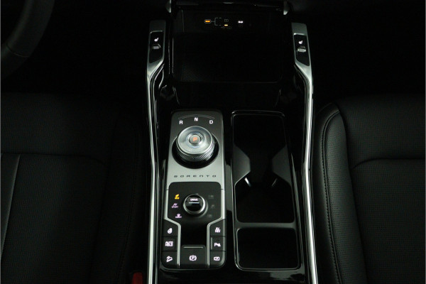 Kia Sorento 1.6 T-GDi Plug-in Hybrid 4WD DynamicPlusLine 7p. -  PanoramaSchuif-/kanteldak - Bose geluid - Stoelverwarming voor en achter - Fabrieksgarantie t/m 2033