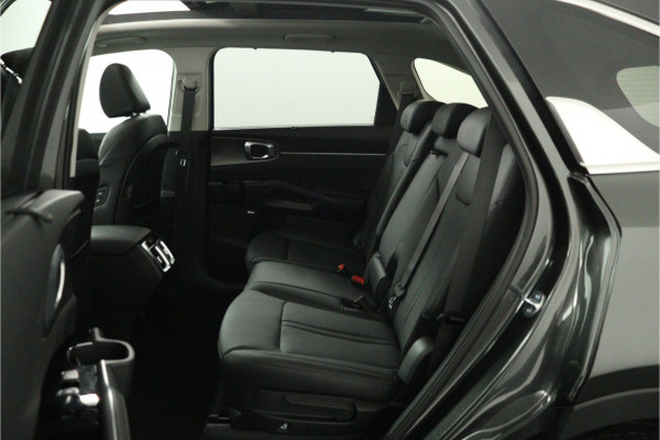 Kia Sorento 1.6 T-GDi Plug-in Hybrid 4WD DynamicPlusLine 7p. -  PanoramaSchuif-/kanteldak - Bose geluid - Stoelverwarming voor en achter - Fabrieksgarantie t/m 2033