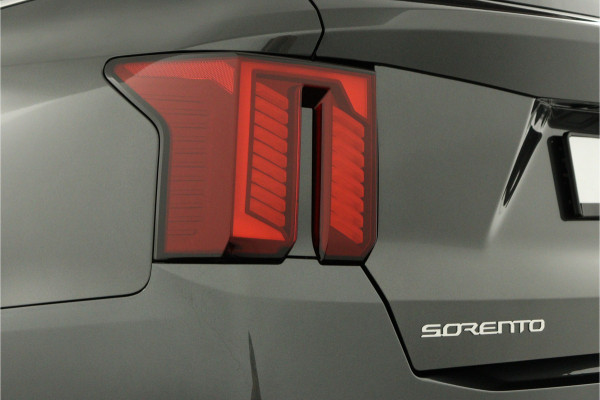 Kia Sorento 1.6 T-GDi Plug-in Hybrid 4WD DynamicPlusLine 7p. -  PanoramaSchuif-/kanteldak - Bose geluid - Stoelverwarming voor en achter - Fabrieksgarantie t/m 2033