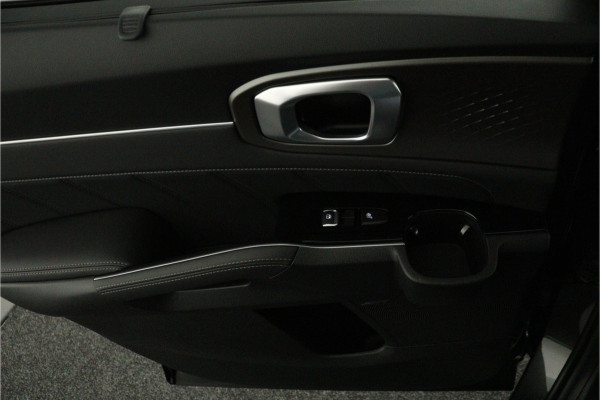 Kia Sorento 1.6 T-GDi Plug-in Hybrid 4WD DynamicPlusLine 7p. -  PanoramaSchuif-/kanteldak - Bose geluid - Stoelverwarming voor en achter - Fabrieksgarantie t/m 2033