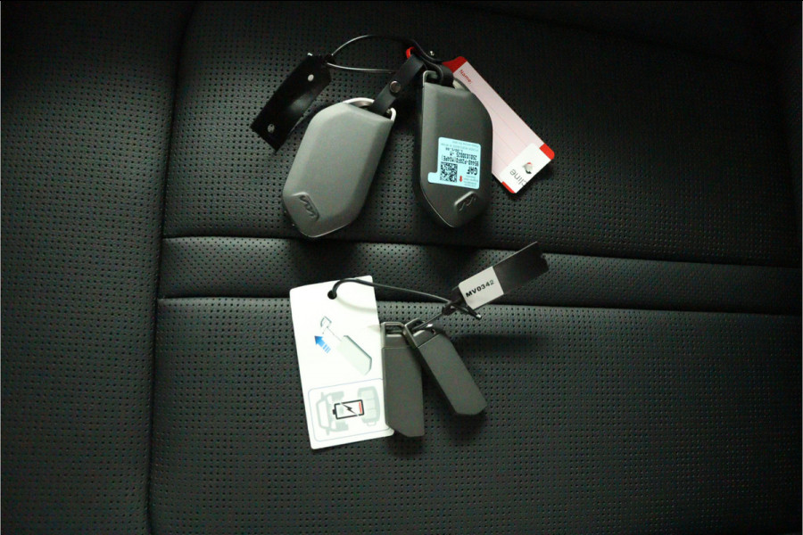 Kia Sorento 1.6 T-GDi Plug-in Hybrid 4WD DynamicPlusLine 7p. -  PanoramaSchuif-/kanteldak - Bose geluid - Stoelverwarming voor en achter - Fabrieksgarantie t/m 2033