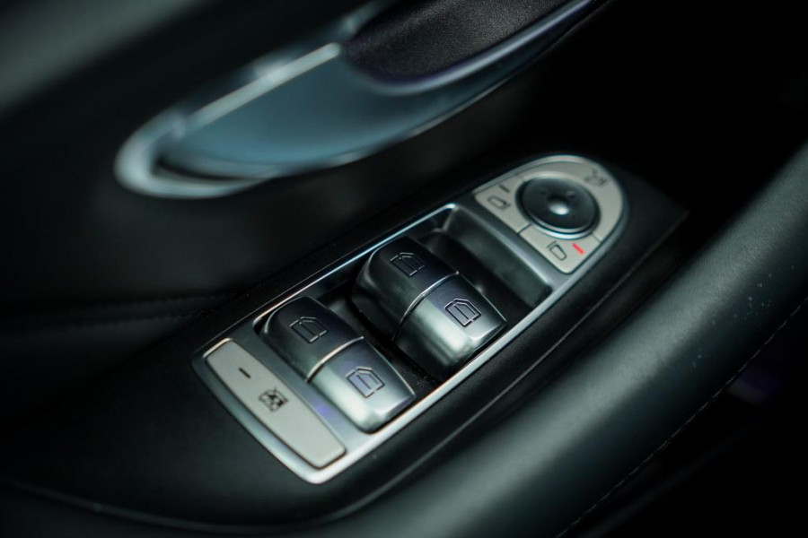 Mercedes-Benz E-Klasse Estate AMG 53 4MATIC / Magno / Schuifdak / Burmester / Trekhaak / Stoelverwarming&ventilatie
