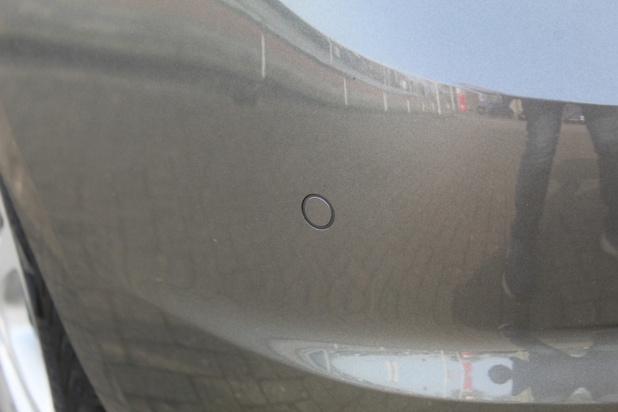 Opel Astra 1.0 Turbo Online Edition 5deurs , zeer nette auto Climate control , Cruise control , Navigatie , Bluetooth Parkeersensoren achter en voor