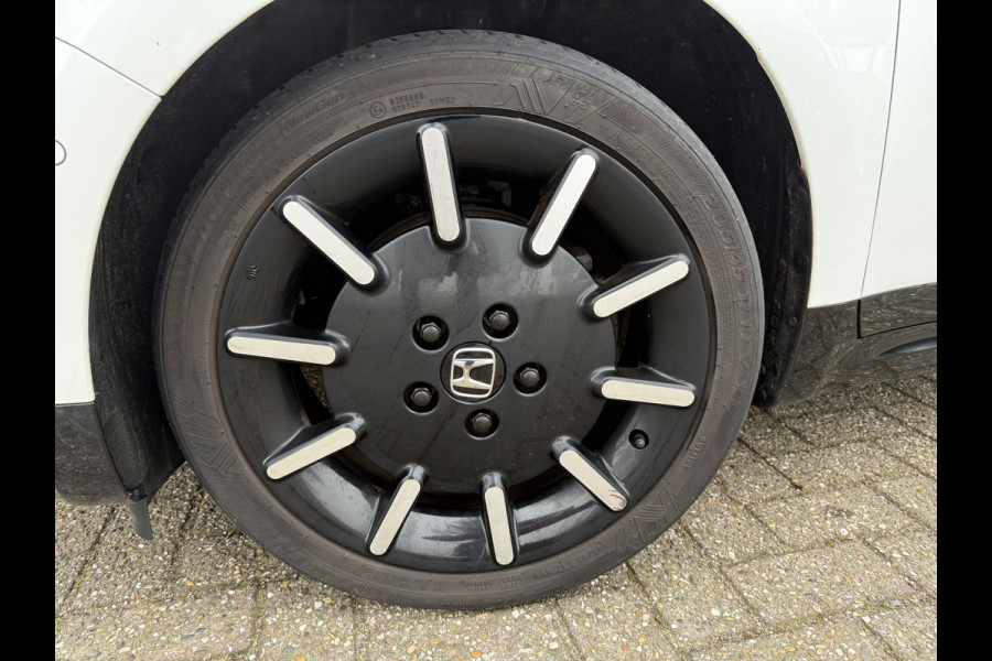 Honda E Advance 16" Rijbereik tot 222km (WLTP)
