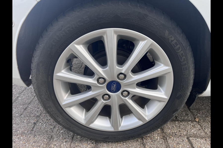 Ford Fiesta 1.0 EcoBoost Titanium 95pk | Winterpack | Adaptieve Cruise controle | Achteruitrijcamera | SYNC 3 Navigatie | Apple Carplay/Android Auto