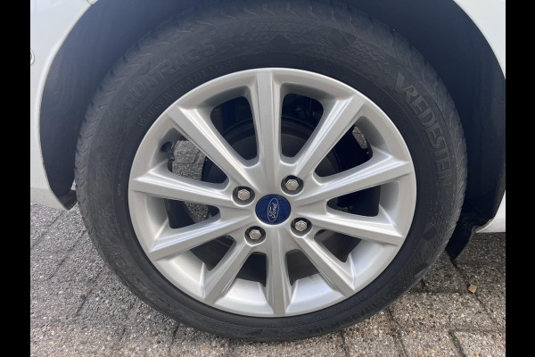Ford Fiesta 1.0 EcoBoost Titanium 95pk | Winterpack | Adaptieve Cruise controle | Achteruitrijcamera | SYNC 3 Navigatie | Apple Carplay/Android Auto