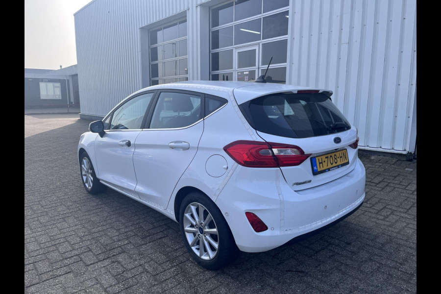 Ford Fiesta 1.0 EcoBoost Titanium 95pk | Winterpack | Adaptieve Cruise controle | Achteruitrijcamera | SYNC 3 Navigatie | Apple Carplay/Android Auto