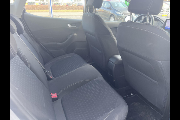 Ford Fiesta 1.0 EcoBoost Titanium 95pk | Winterpack | Adaptieve Cruise controle | Achteruitrijcamera | SYNC 3 Navigatie | Apple Carplay/Android Auto