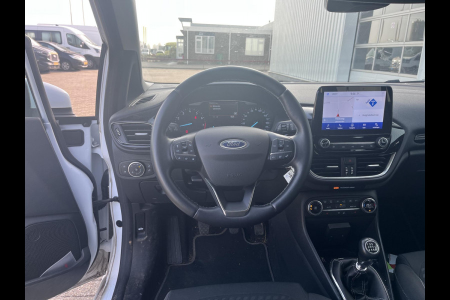 Ford Fiesta 1.0 EcoBoost Titanium 95pk | Winterpack | Adaptieve Cruise controle | Achteruitrijcamera | SYNC 3 Navigatie | Apple Carplay/Android Auto