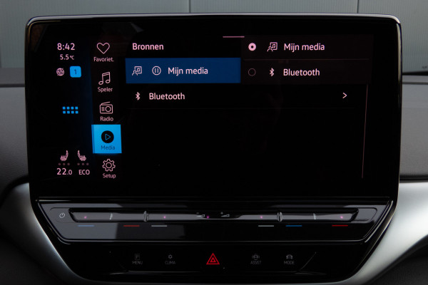 Volkswagen ID.4 First PRO MAX 77 kWh | SOH 91% | IQ-LIGHT | 360 CAMERA | STOELMASSAGE | ACC