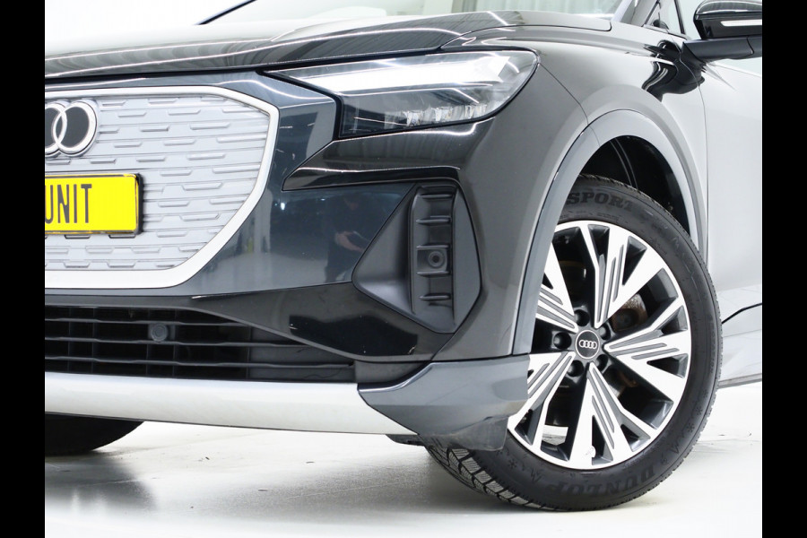 Audi Q4 e-tron 40 Edition 82 kWh | Stoelverwarming | Cruise | Climate | Carplay | Zwarte Hemel | DAB | PDC