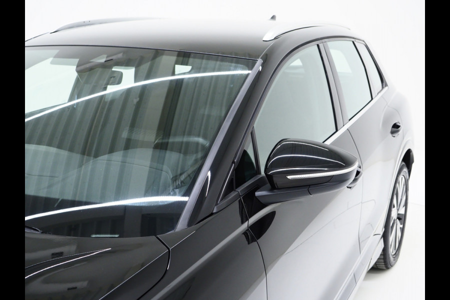 Audi Q4 e-tron 40 Edition 82 kWh | Stoelverwarming | Cruise | Climate | Carplay | Zwarte Hemel | DAB | PDC