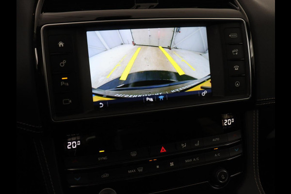 Jaguar F-Pace 2.0 R-Sport AWD 25t | Panoramadak | Leder | Stoelverwarming | Bi-Xenon | Camera | Navigatie | 20'' | Meridian Surround | Bluetooth | Cruise control | Parkeerhulp | Climate control