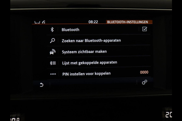 Jaguar F-Pace 2.0 R-Sport AWD 25t | Panoramadak | Leder | Stoelverwarming | Bi-Xenon | Camera | Navigatie | 20'' | Meridian Surround | Bluetooth | Cruise control | Parkeerhulp | Climate control