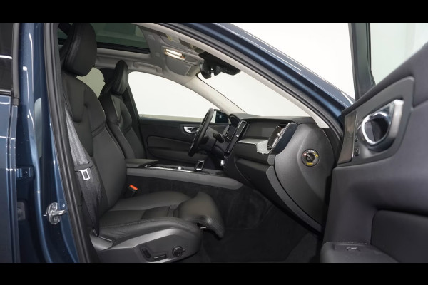 Volvo XC60 2.0 T8 RECHARGE AWD Plus Bright (355kW / 455pk) ** LED, NAVI+, LEDER, MEM, ACC, 19-inch LMV ** 1e EIG - UNFALLFREI ** ** INFORMEER OOK NAAR ONZE AANTREKKELIJKE FINANCIAL-LEASE TARIEVEN **